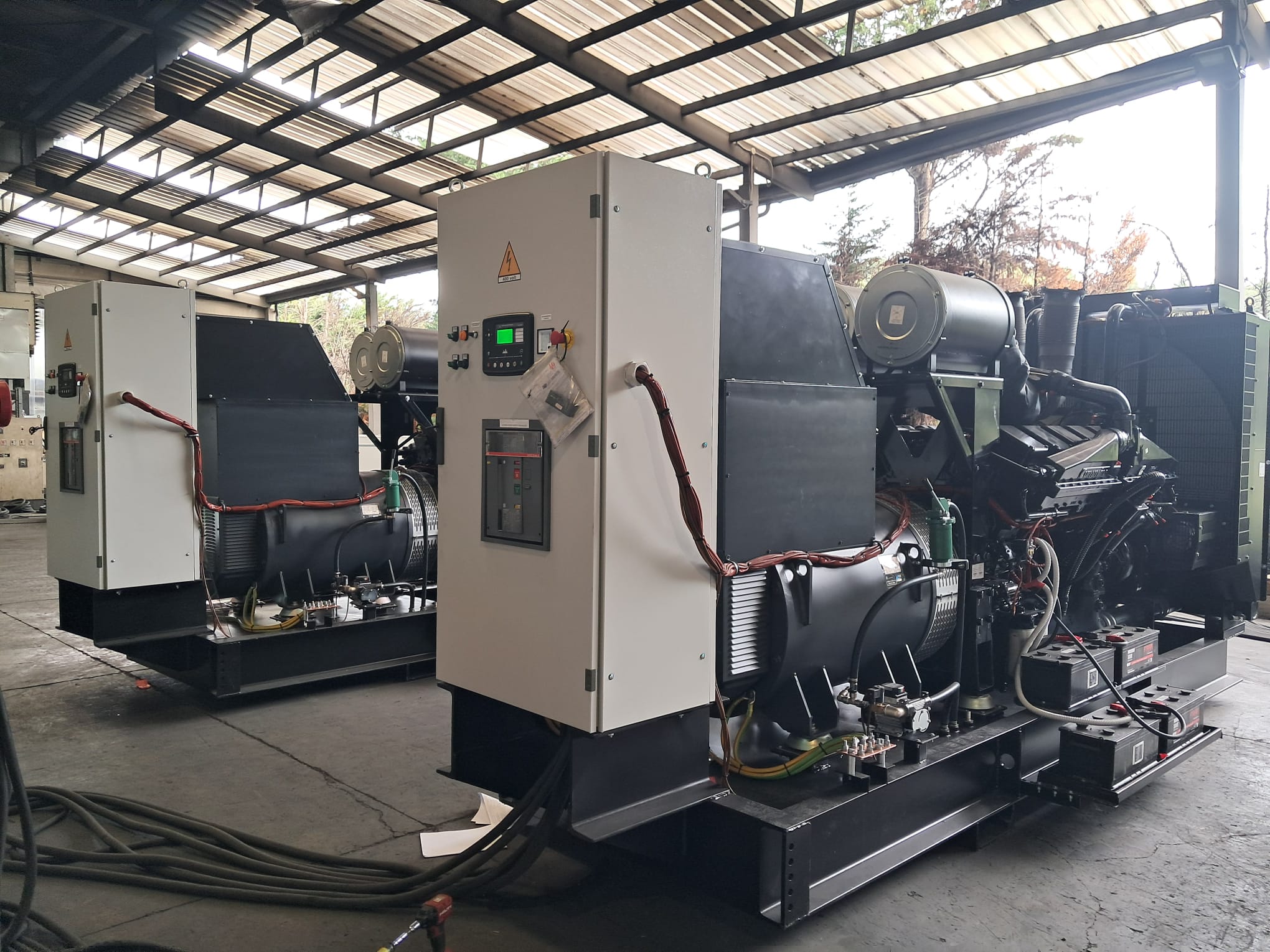 2 × open standby generator sets 1250 kVA with Cummins diesel engines and Mecc Alte alternators